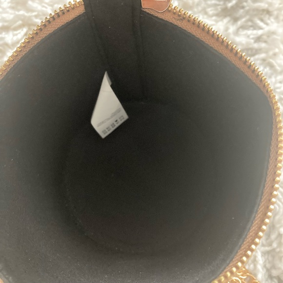 River Island monogram bucket bag - Picture 5 of 11